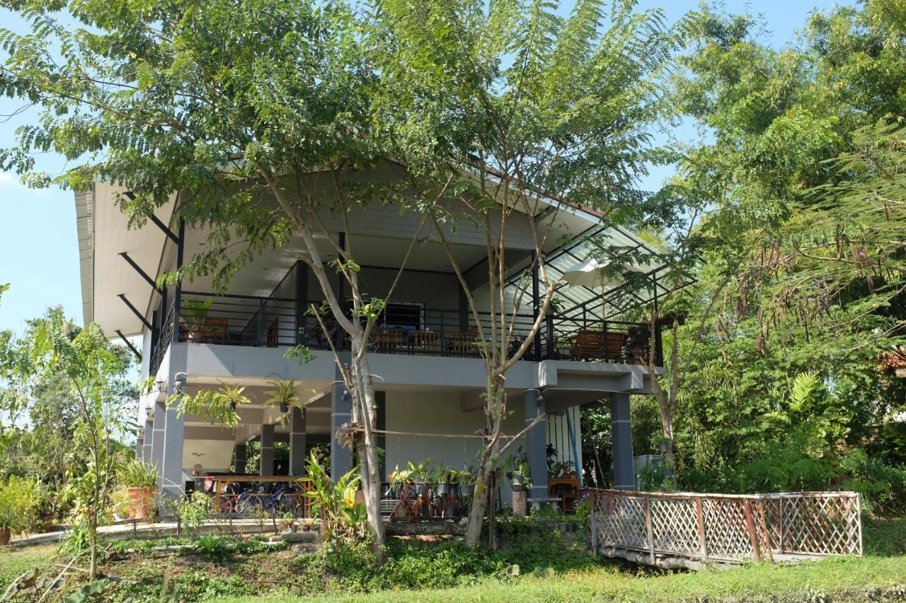 Rai Boonsom Apartment Phrao Exterior photo